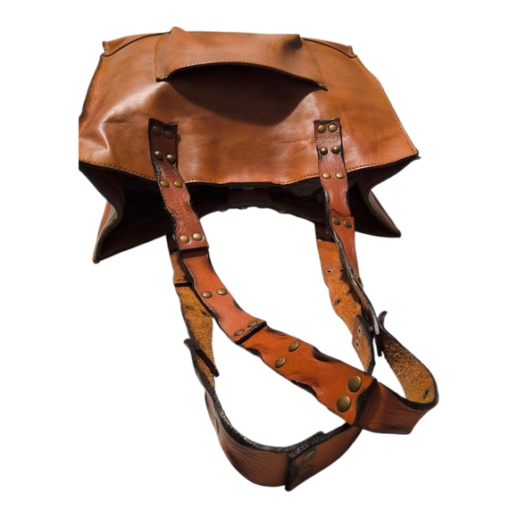 Patricia Nash Studded Link Perforated Toscano Tote Bag in Cognac Brown EUC - Picture 13 of 16